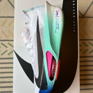 Nike Alpha Fly